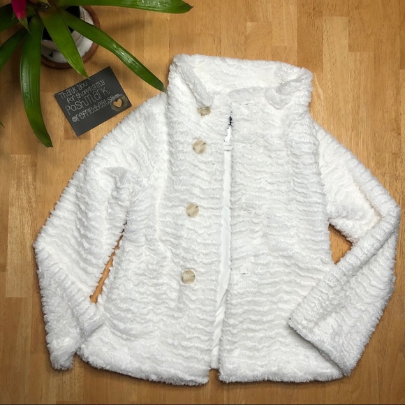 ✨ PATAGONIA WHITE FLUFFY JACKET - Picture 4 of 11